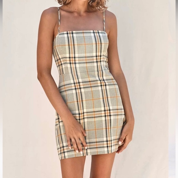 Aritzia Wilfred New Classic Smock Back Mini Dress in Plaid - Picture 12 of 14
